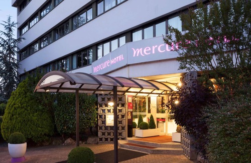 Le Chesnay Hotel | Mercure Versailles Parly 2