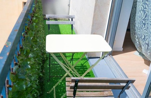 Rueil-Malmaison Apartment | Appartement T2 Émeraude À 15min du Tout Paris Chic !