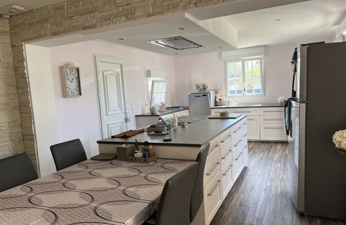Blainville-sur-Mer House | Jolie Maison Proche de la Mer