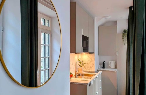 Saint-Aubin-du-Cormier Apartment | 2 independent studios, quiet, downtown, cosy