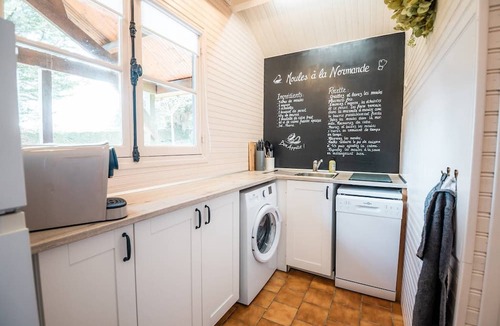 Auquainville House | Domaine de Guillaume, Chalet Galopin for 4 with Shared Pool and Wi-Fi