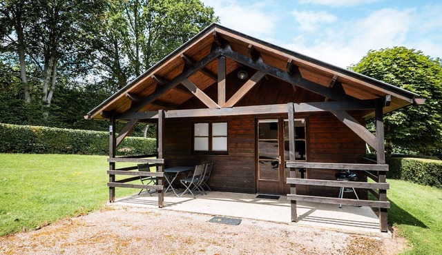 Domaine de Guillaume, Chalet Reinette 4p with Shared Pool, Wi-Fi